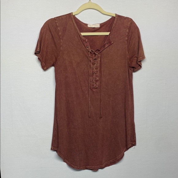 Gilded Intent Rust Lace-Up Short Sleeve Top - Picture 1 of 7